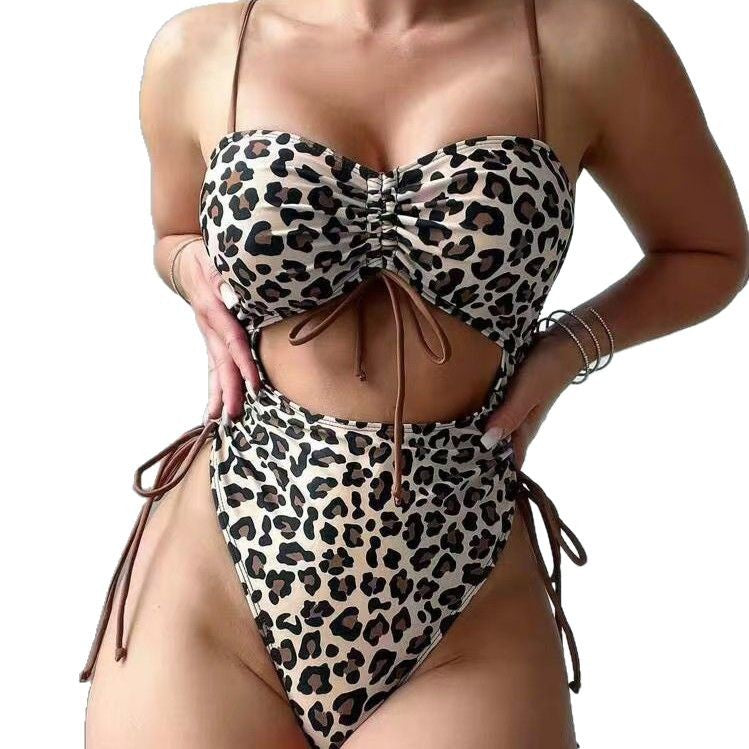 Damen Bikini-Set mit kreativem Cut-Out und trendigem Leopardenmuster Echo Archiv
