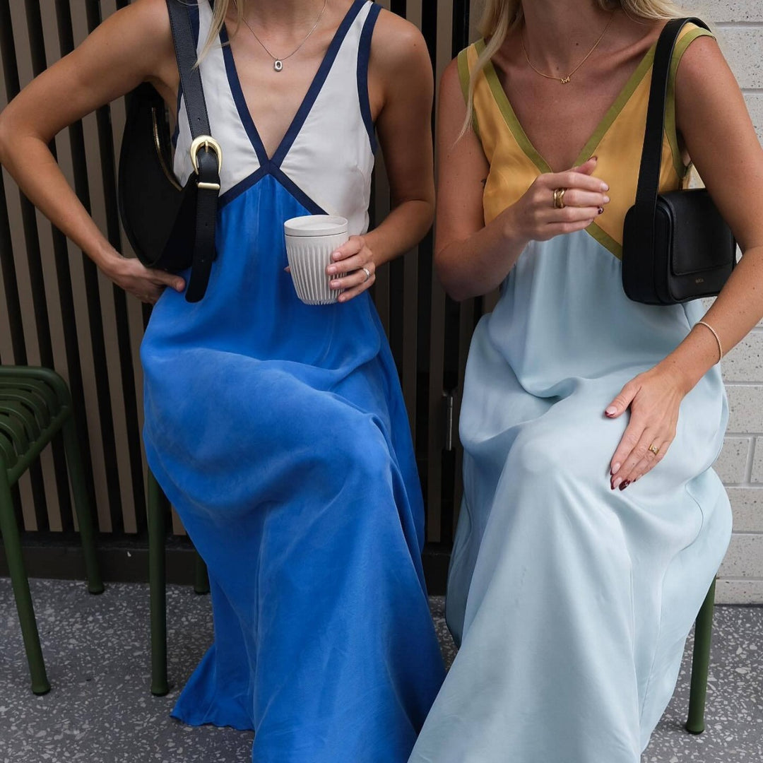 Damen Maxikleid mit tiefem V-Ausschnitt und fließendem Schnitt Echo Archiv