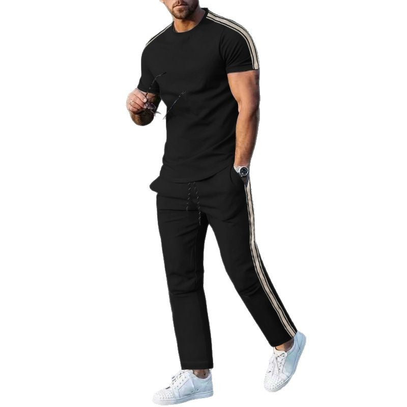 Herren Sportliches Freizeit-Set mit hochwertigem Material und modischen Streifen Echoarchiv