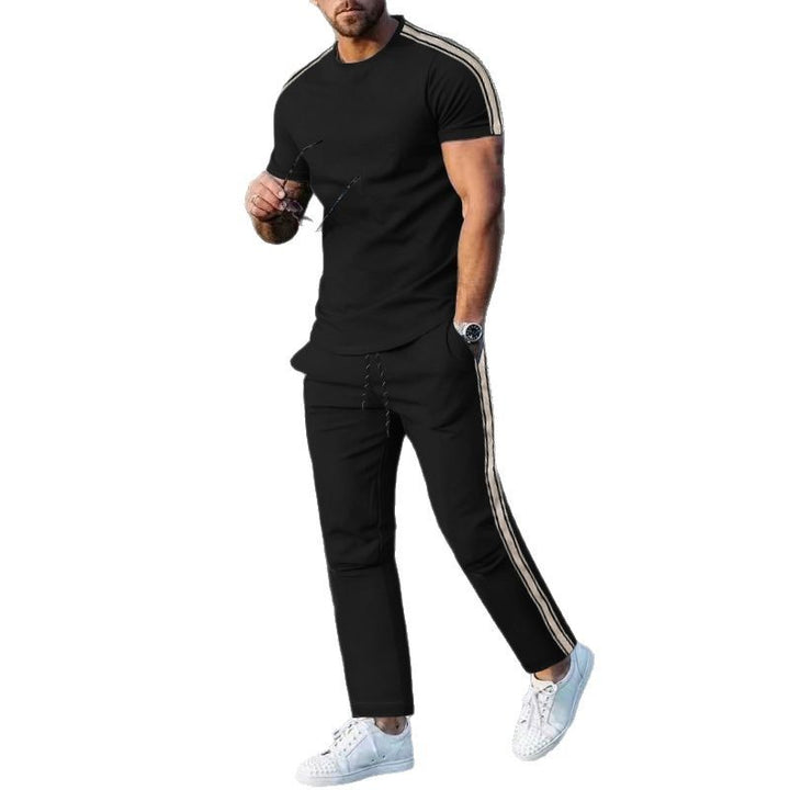 Herren Sportliches Freizeit-Set mit hochwertigem Material und modischen Streifen Echoarchiv