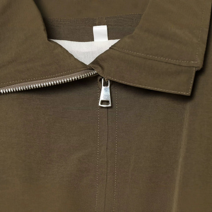 Damen Cropped Boxy-Utility-Jacke mit Reißverschluss und Tunnelzugsaum Echoarchiv