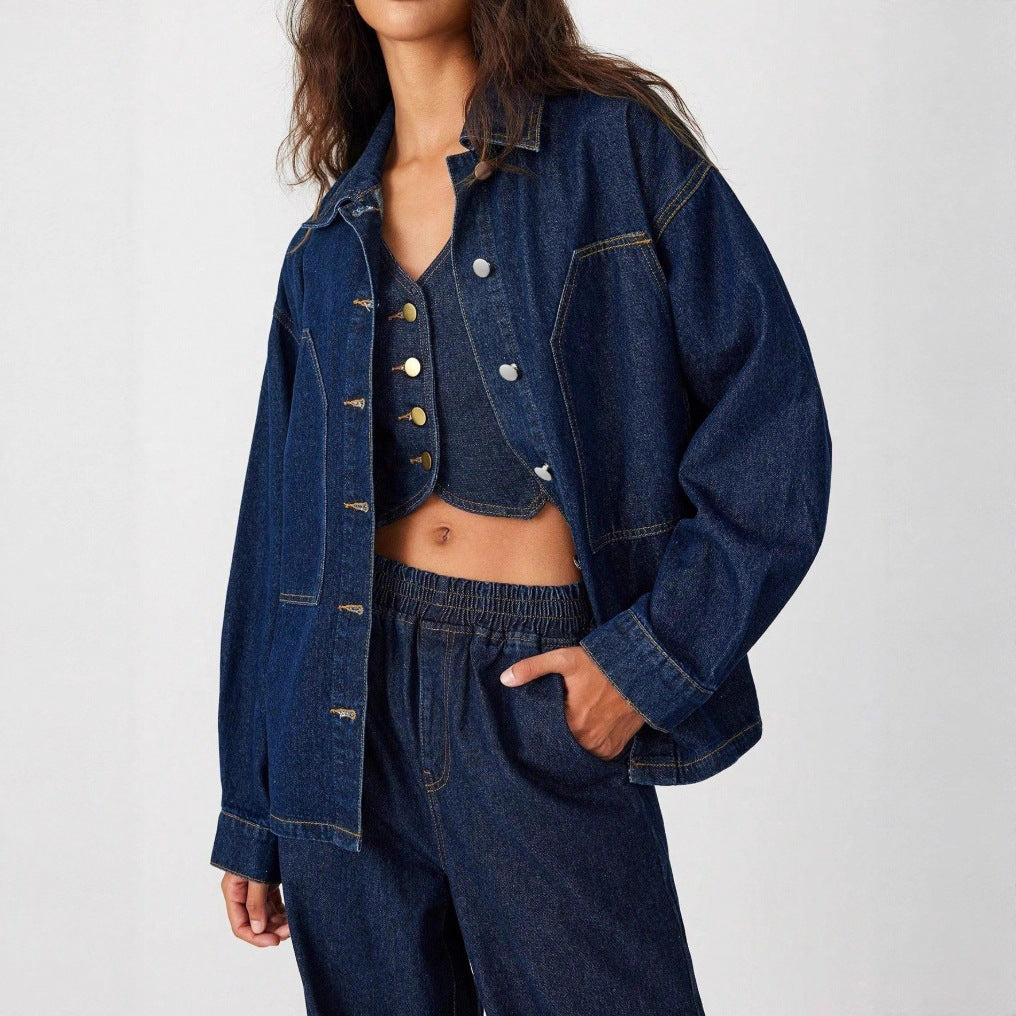 Damen Oversize-Denimjacke mit markanten Fronttaschen und entspannter Passform Echo Archiv