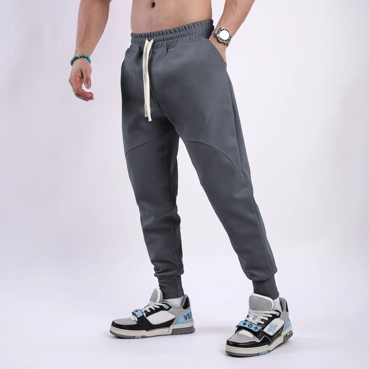 Herren Bequeme Jogginghose mit elastischem Bund und seitlichen Taschen Echoarchiv