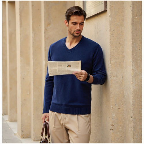 Herren modischer V-Ausschnitt Pullover Echoarchiv
