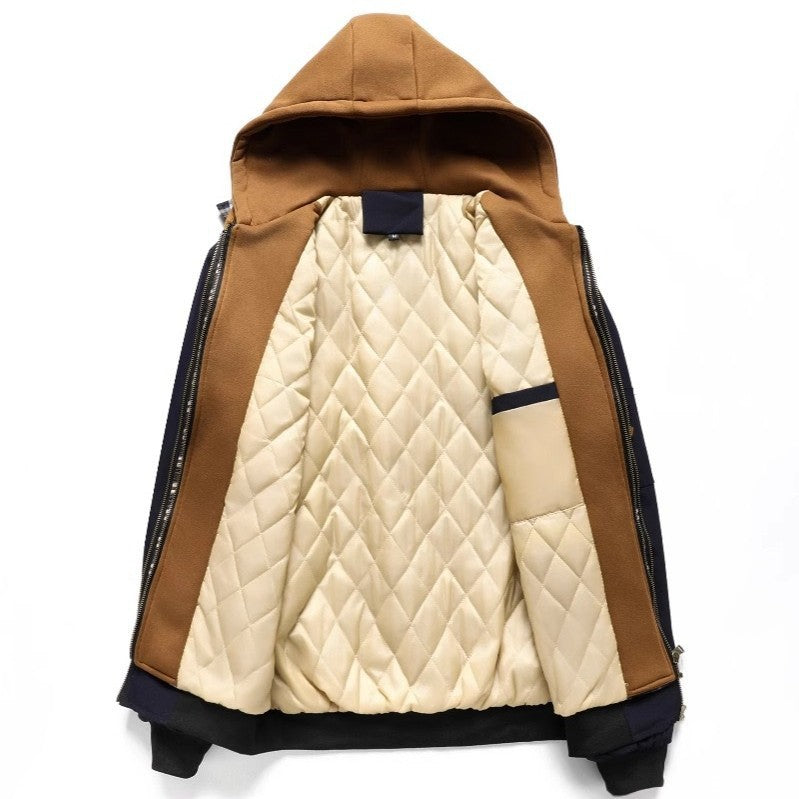 Herren Mehrlagige Übergangsjacke mit Kapuze, gesteppter Innenblende und Utility-Ärmeltasche Echoarchiv