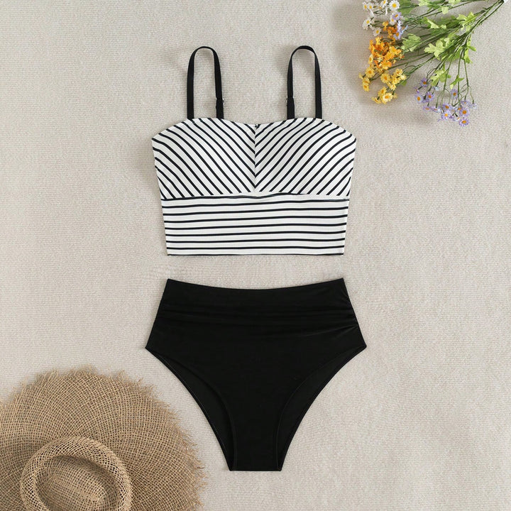 Damen Hochgeschnittener Bikini mit gestreiften Crop-Oberteil Echo Archiv