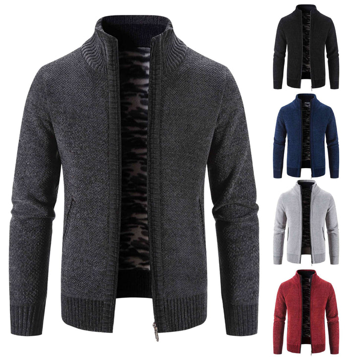 Herren Strickjacke mit hohem Kragen und praktischen Reißverschlusstaschen Echoarchiv