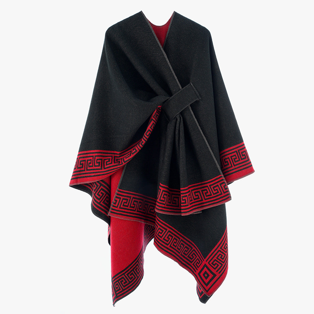 Damen Cape-Umhang aus Wollmix, reversibel mit Bindegürtel und Mäanderbordüre Echo Archiv