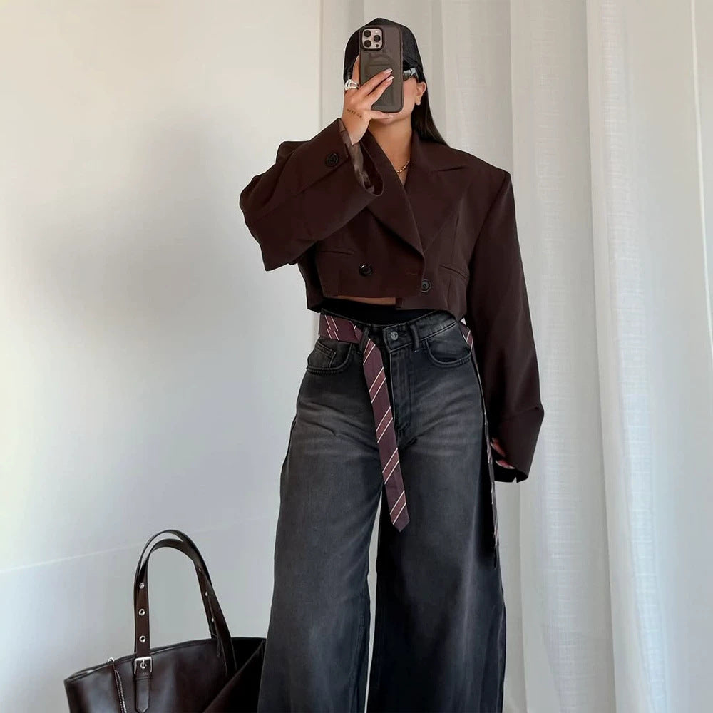 Damen Cropped-Boxy Kurzblazer mit kastiger Silhouette und überlangen Ärmeln Echoarchiv