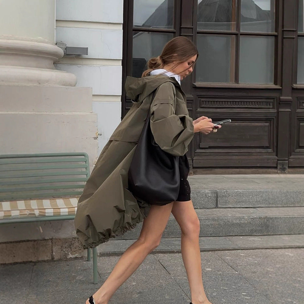 Damen Oversize-Utility-Kapuzenjacke mit Tunnelzug, Pattentaschen und elastischen Bündchen Echoarchiv
