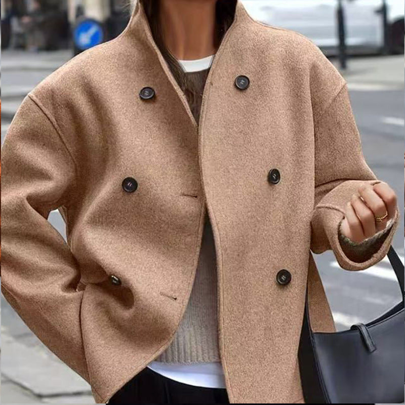 Damen Kurz geschnittener Oversize-Wollmantel mit doppelreihiger Knopfleiste und Stehkragen – Montévia