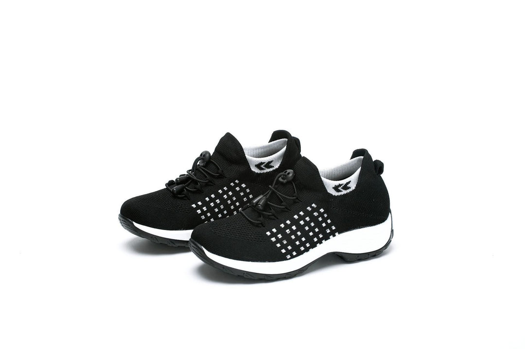Damen gestrickte Slip-On Sneaker mit Schnellzugkordel, elastischem Schaft und stoßdämpfender Plateau-Sohle Echo Archiv