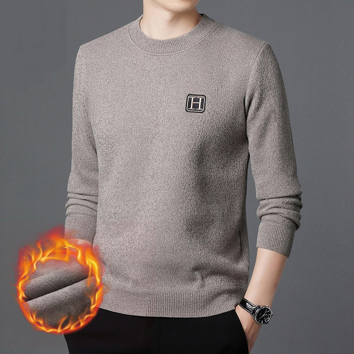 Herren Feiner Thermo-Rundhalspullover aus wärmendem Microfleece mit Slim‑Fit und Logopatch Echoarchiv