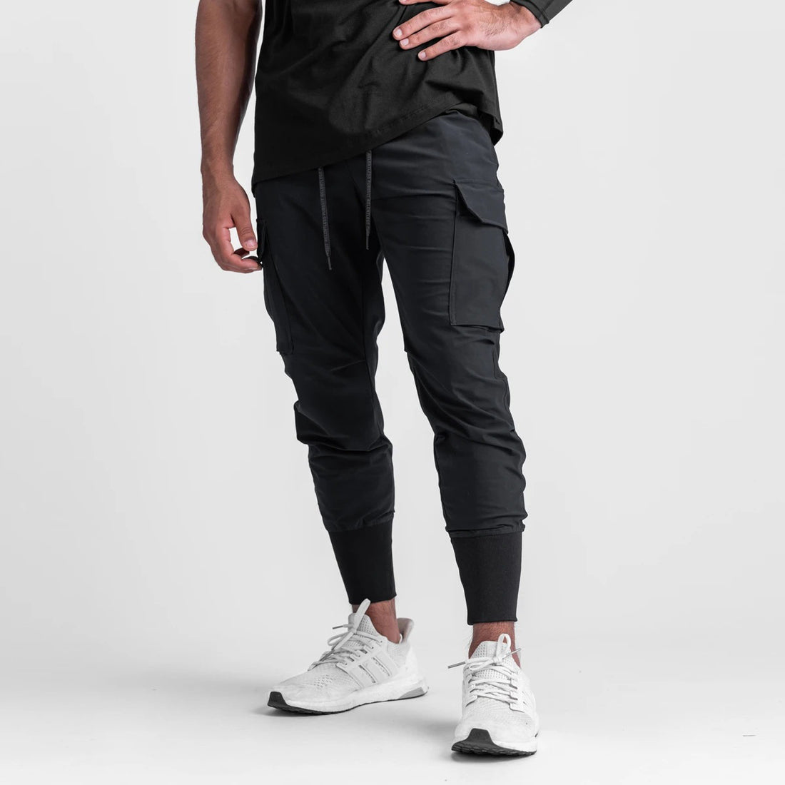 Herren Multifunktionale Cargo-Hose mit elastischen Bündchen – Bravaro