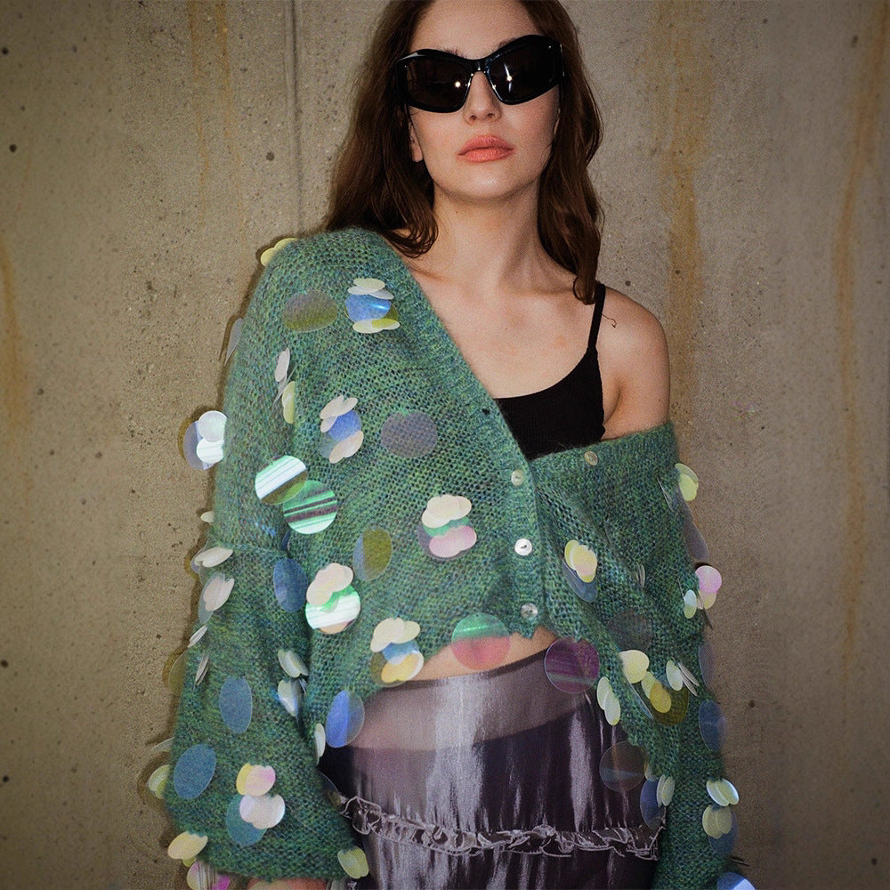 Damen Grobgestrickter Mohair-Cardigan mit übergroßen Pailletten und kastiger Silhouette Echoarchiv