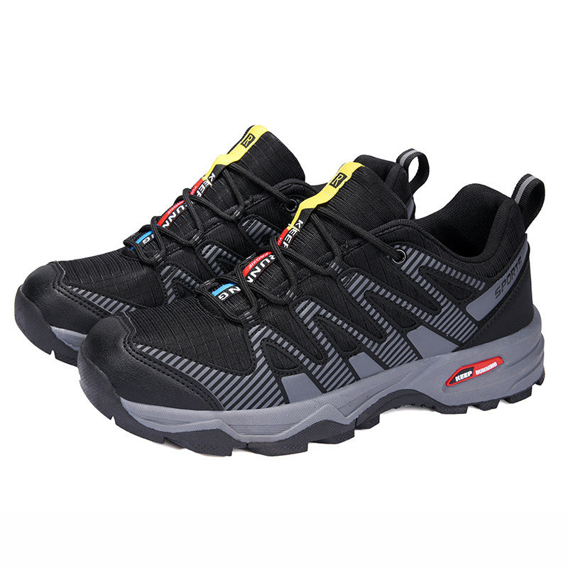Herren robuste Trail‑Hybrid‑Sneaker mit verstärkter Zehenkappe und griffiger Offroad‑Profilsohle – Tavélo