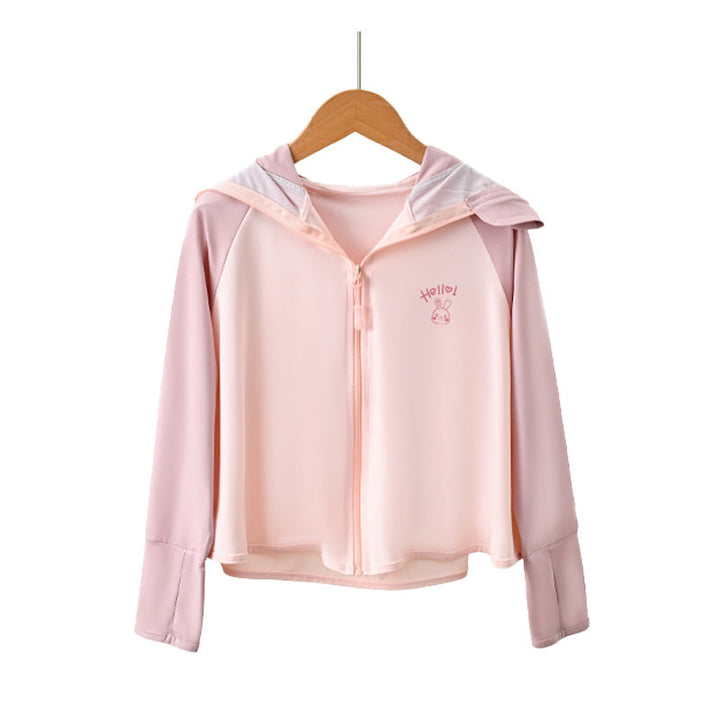 Damen leichte Sportjacke mit Kapuze und dezentem Motiv Echo Archiv