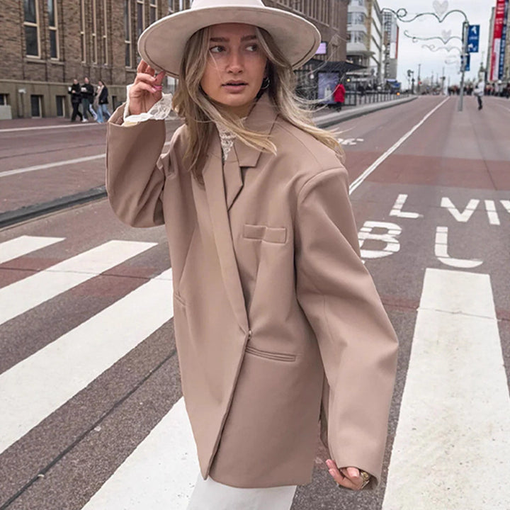 Damen Oversize-Blazer mit kastiger Silhouette, verdeckter Verschluss und Pattentaschen Echoarchiv
