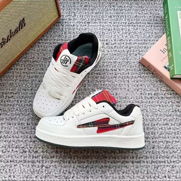 Damen Sneakers im klassischen Heritage-Design mit hochwertigem Obermaterial und Komfortsohle Echo Archiv