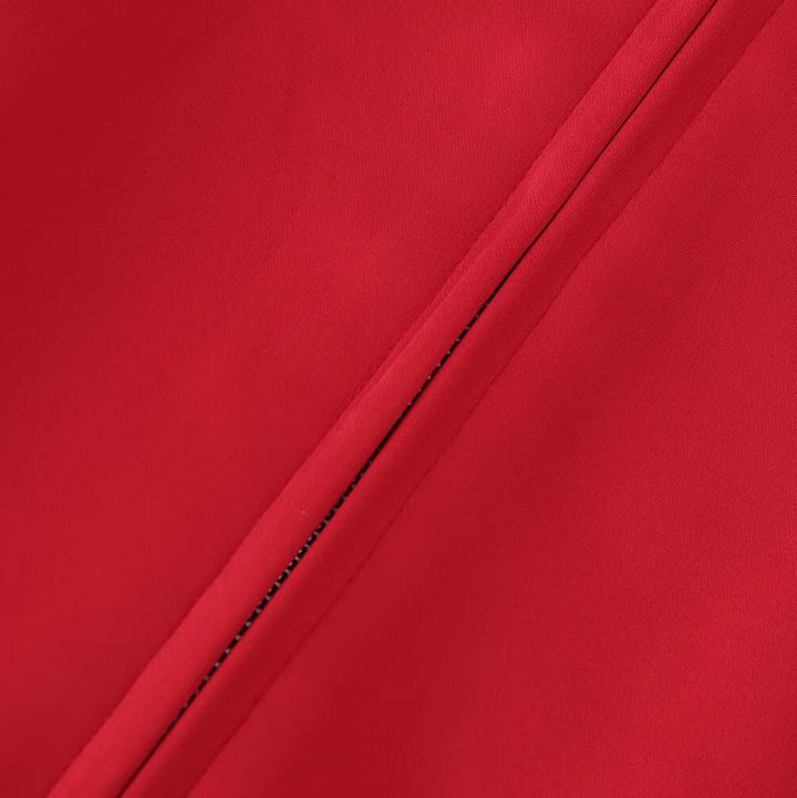 Damen Leichte Windbreaker‑Jacke mit Stehkragen, Reißverschlusstaschen und elastischem Saum Echoarchiv