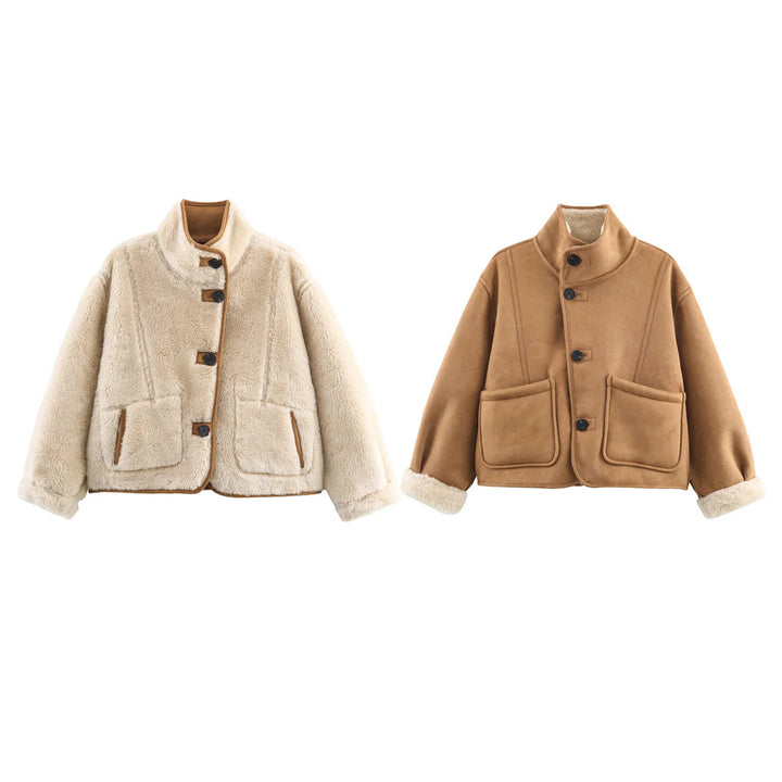 Damen kurze Lammfelloptik Jacke mit Stehkragen, weichem Teddyfutter und großzügigen aufgesetzten Taschen – Célinea