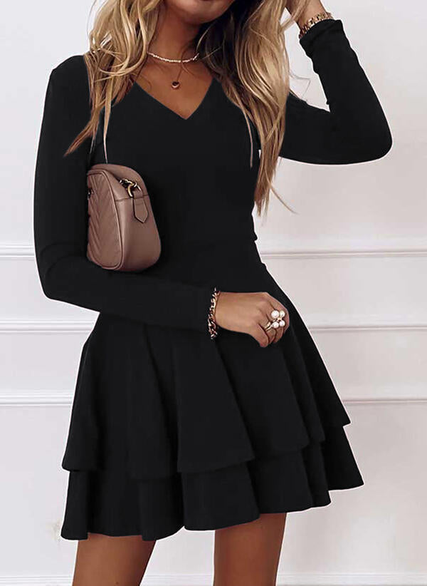 Damen V-Ausschnitt Kleid mit voluminösem Rock und langen Ärmeln Echoarchiv