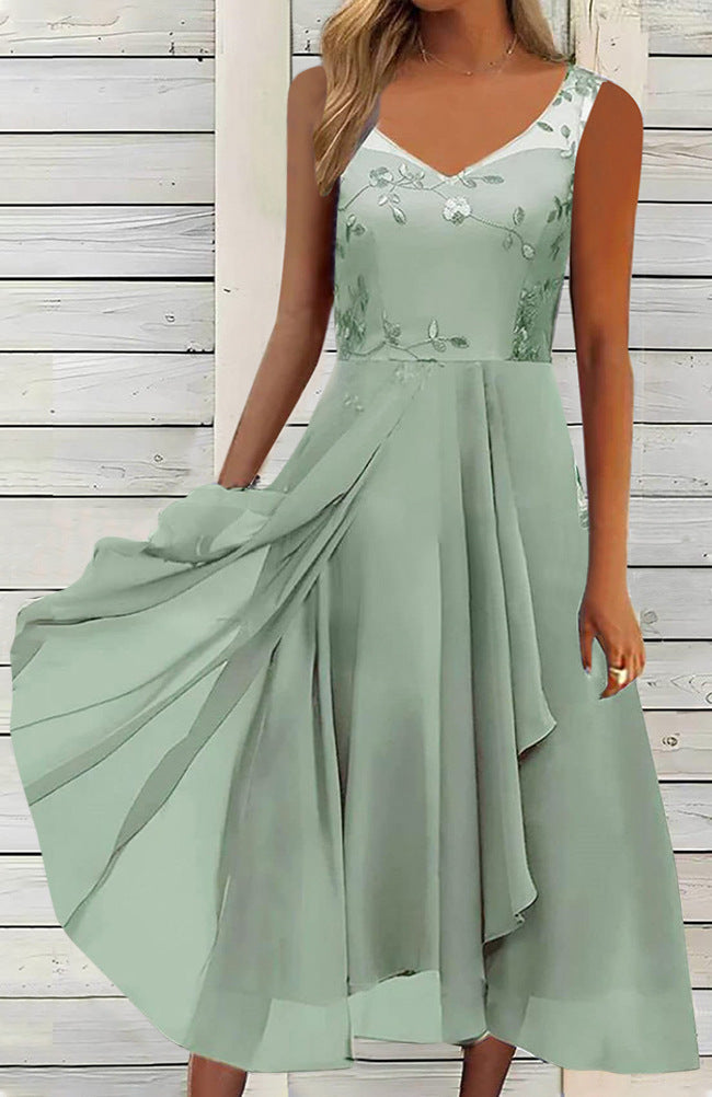 Damen nan A-Linien-Chiffonkleid mit floralem Stickoberteil, V-Ausschnitt, drapiertem Godet-Schwung und verdeckten Seitentaschen Echo Archiv