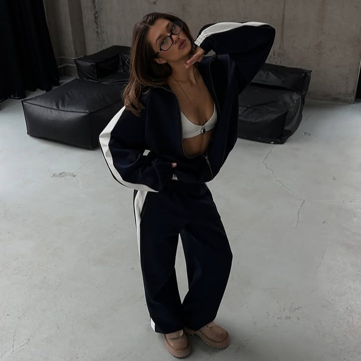 Damen Kurzgeschnittenes Zip-Hoodie-Loungewear-Set aus weicher Sweatqualität mit elastischem Bündchen und High-Waist-Jogger – Auréline