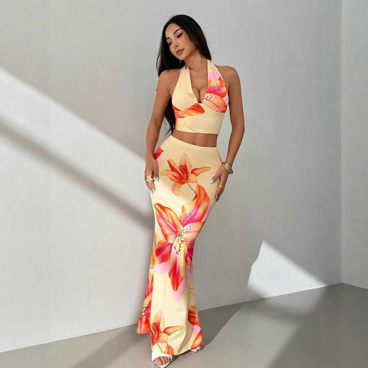 Damen Zweiteiliges Sommeroutfit mit floralem Design und elegantem V-Ausschnitt Echo Archiv