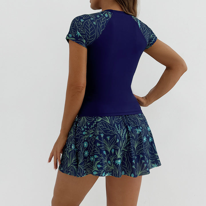 Damen Sportliches Badeset mit modischer Rüschenshort Echo Archiv