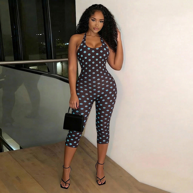 Damen Sportanzug mit Polka-Dots und tiefem V-Ausschnitt Echo Archiv