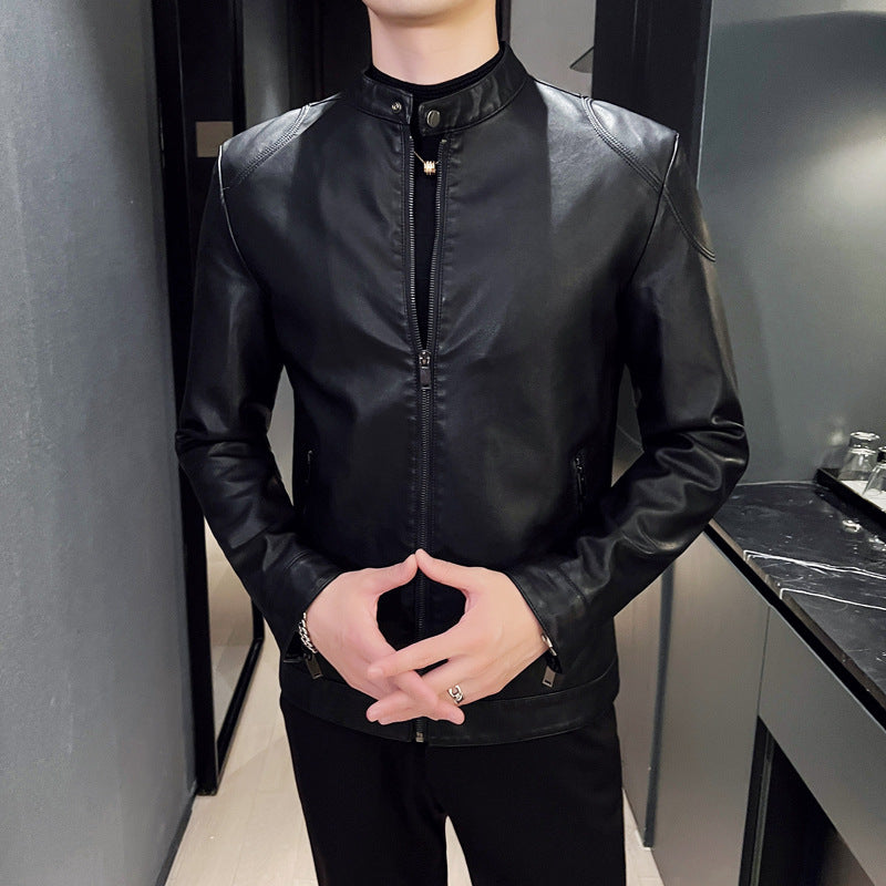 Herren schlanker Kunstlederblouson Motorrad-inspiriertes Design mit kurzem Stehkragen und verdecktem Reißverschluss Echoarchiv