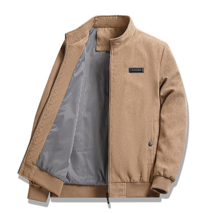 Herren nan feiner Cordblouson mit Stehkragen, gestreiftem Innenfutter und verdeckten Druckknopftaschen Echo Archiv