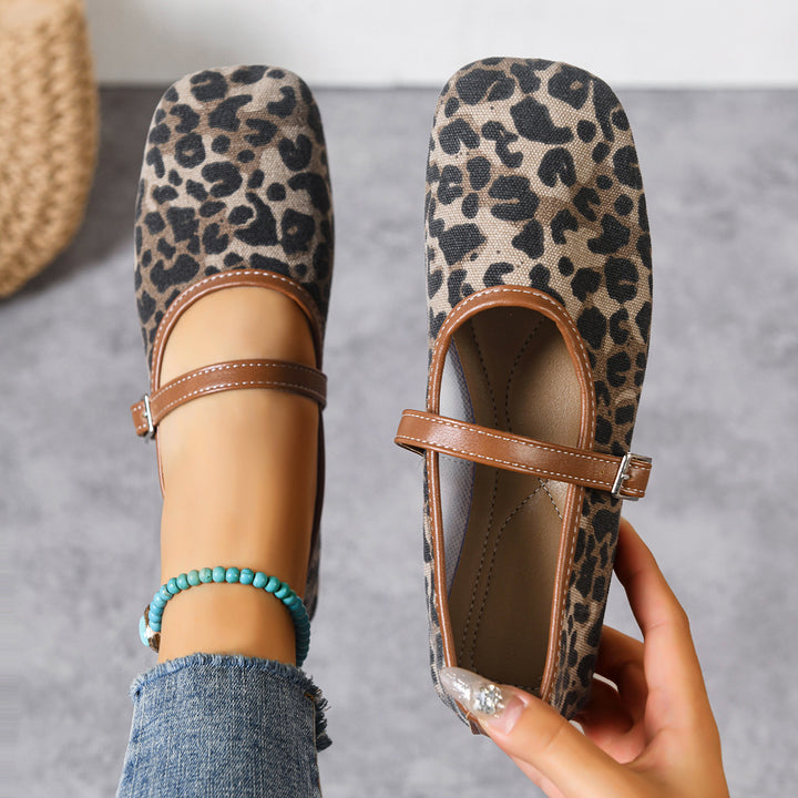 Damen flache Mary-Jane Ballerinas mit verstellbarem Riemchen und gepolsterter Komfortinnensohle – Lioré