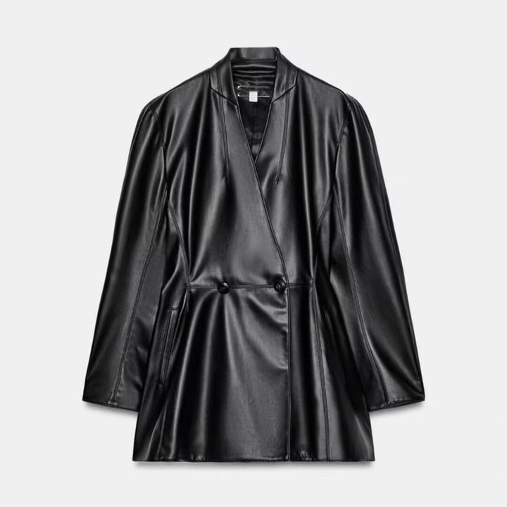 Damen Kunstleder-Blazer im Oversize-Schnitt mit Wickeloptik und taillierten Zierknöpfen Echo Archiv