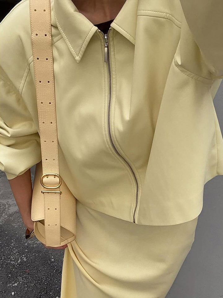 Damen Tailliertes Zip-Blouson-Set mit Hemdkragen und Midirock Echoarchiv