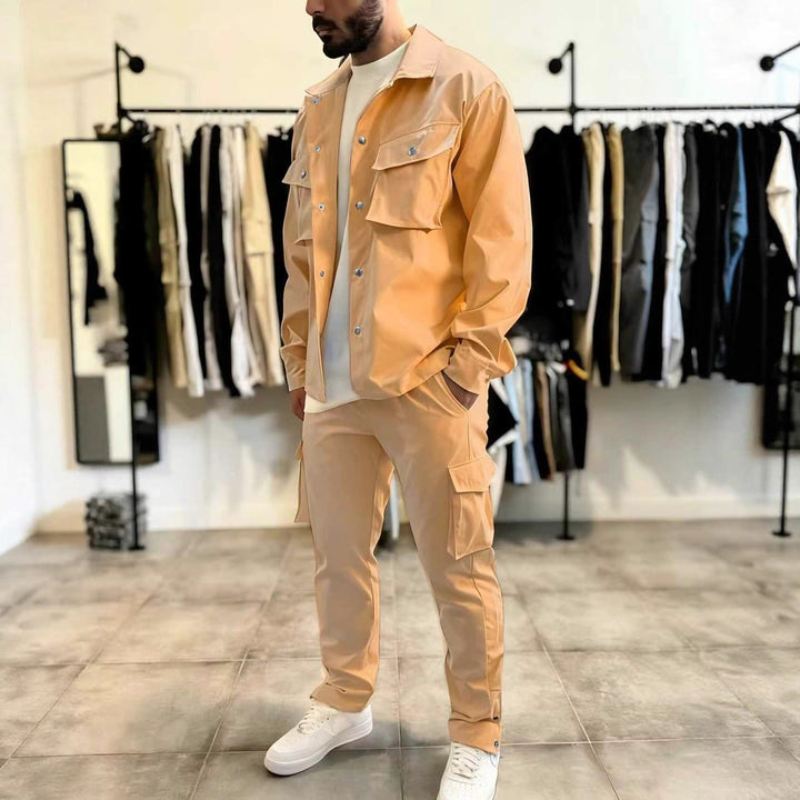 Herren funktionale Freizeitjacke mit Cargo-Hose Set Echoarchiv