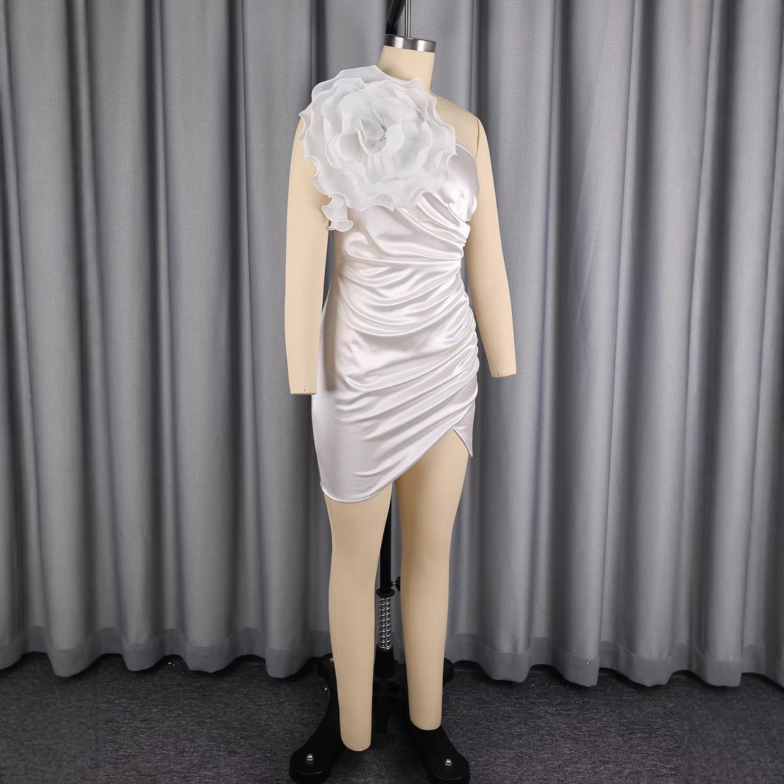 Damen elegantes Abendkleid – Élara