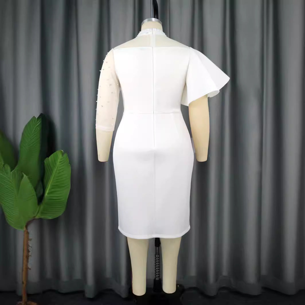 Damen Cocktailkleid mit asymmetrischem Rüschendesign und dekorativen Perlenakzenten Echo Archiv
