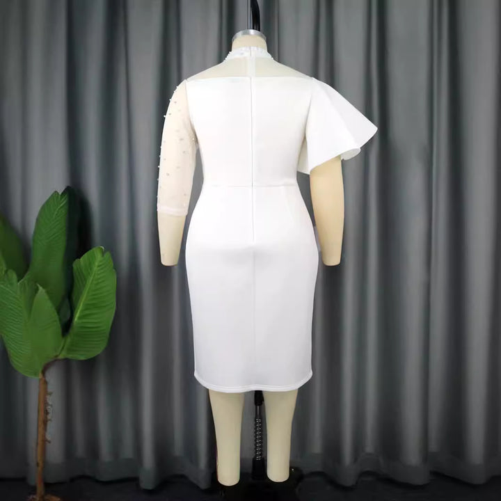 Damen Cocktailkleid mit asymmetrischem Rüschendesign und dekorativen Perlenakzenten Echo Archiv