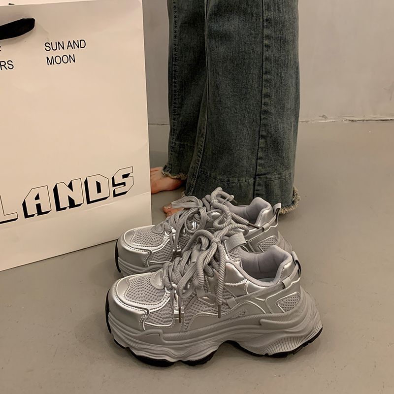 Damen Sneakers im urbanen Chunky-Stil mit atmungsaktiver Mesh-Oberfläche und komfortabler Dämpfung Echo Archiv