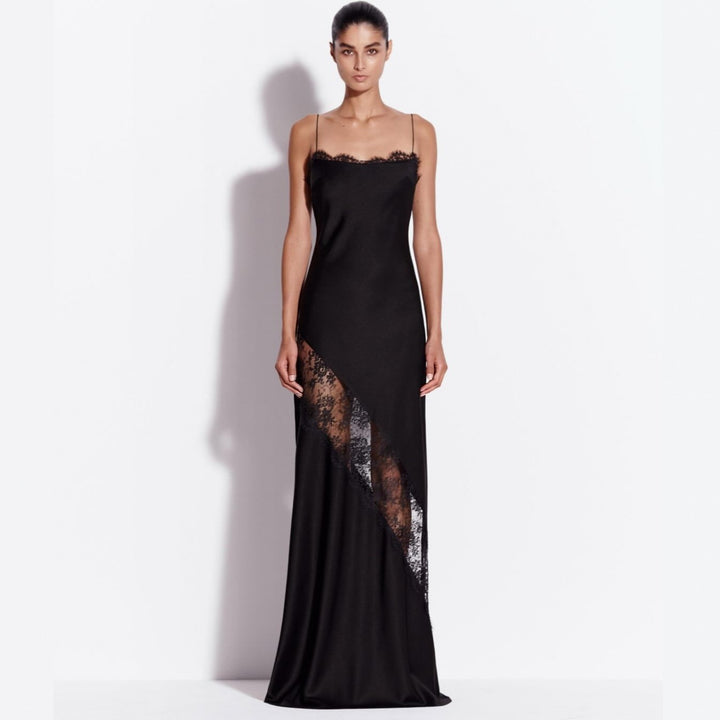 Damen Elegantes Abendkleid mit raffiniertem Spitzenbesatz Echo Archiv