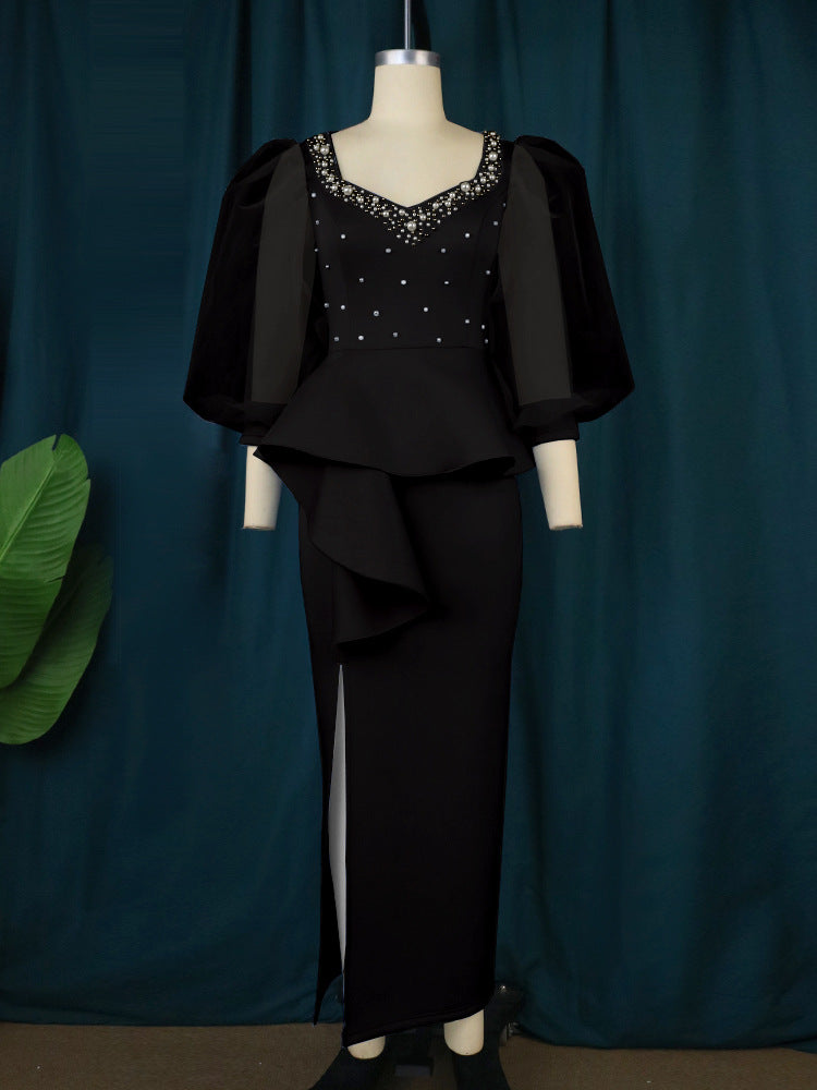 Damen Elegantes Abendkleid mit funkelnden Perlen und voluminösen Tüllärmeln Echo Archiv
