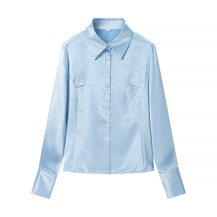 Damen Satinbluse mit taillierten Teilungsnähten, durchgehender Knopfleiste und breiten Manschetten Echo Archiv