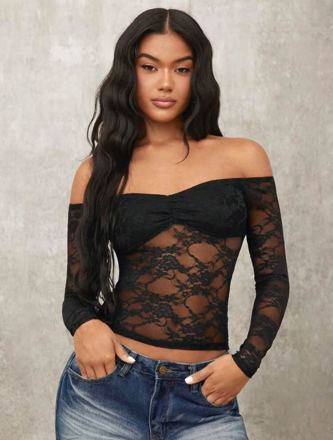 Damen Off-Shoulder Spitzenoberteil mit langen Ärmeln und romantischen Details Echo Archiv