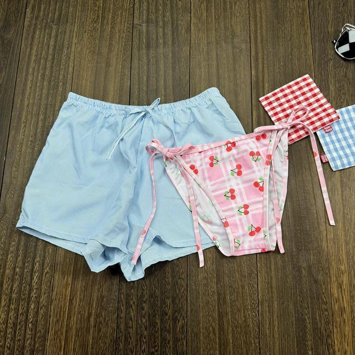 Damen Badeanzug Set mit verspieltem Kirschmotiv Echo Archiv