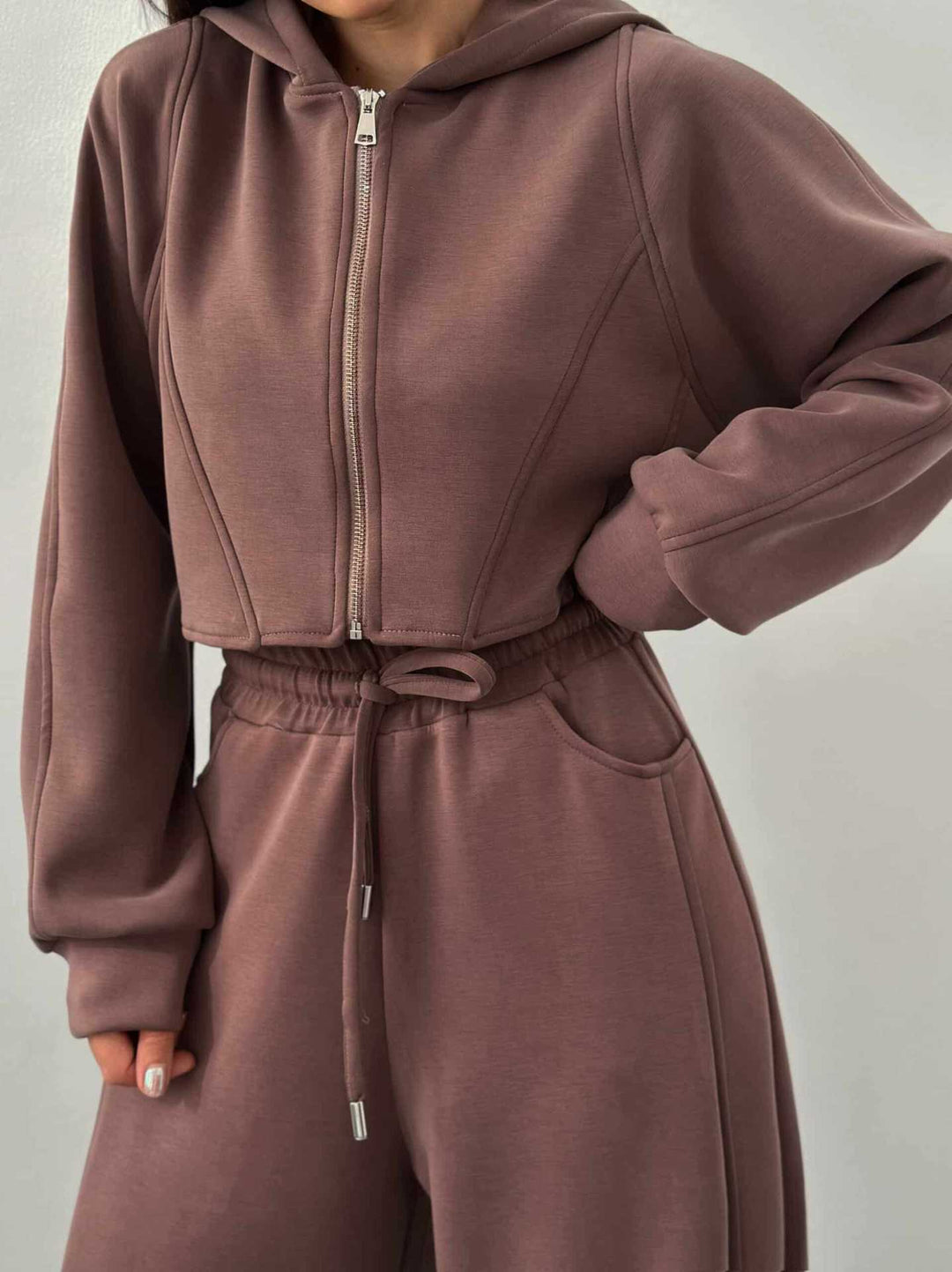 Damen nan weite Highwaist-Loungehose mit Tunnelzug, Eingrifftaschen und Ziernähten Echo Archiv