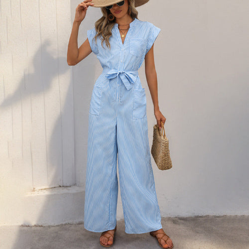 Damen Gestreifter Jumpsuit mit weitem Bein, Taillenschärpe und Hemdblusen-Detail Echoarchiv