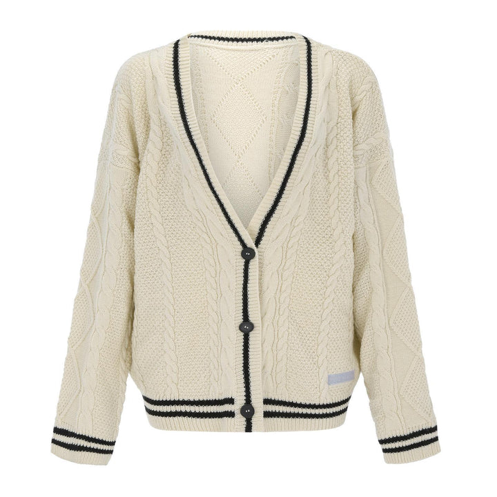 Damen nan oversized Zopfmuster-Cardigan mit V-Ausschnitt, Knopfleiste und Sternapplikationen Echo Archiv