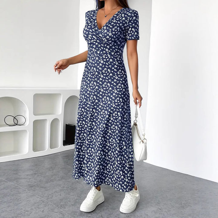 Damen nan tailliertes V-Ausschnitt Wickeloptik Maxikleid aus Viskosejersey mit kurzen Ärmeln und A-Linien-Saum Echo Archiv
